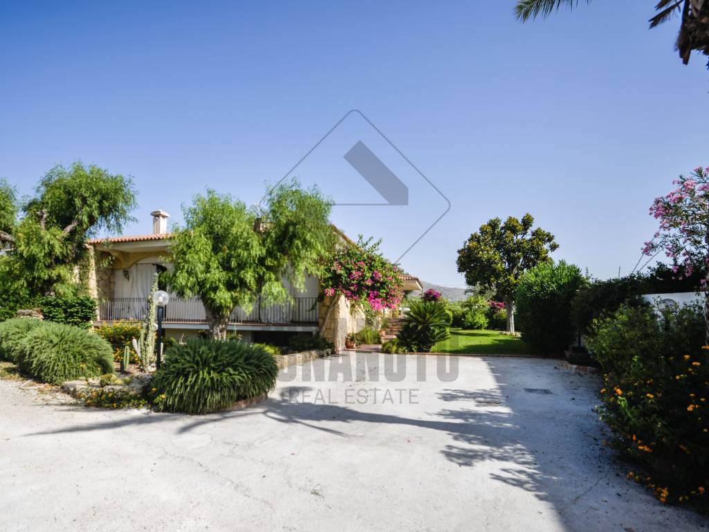 Villa a Avola in Via Sandro Pertini - Foto 5