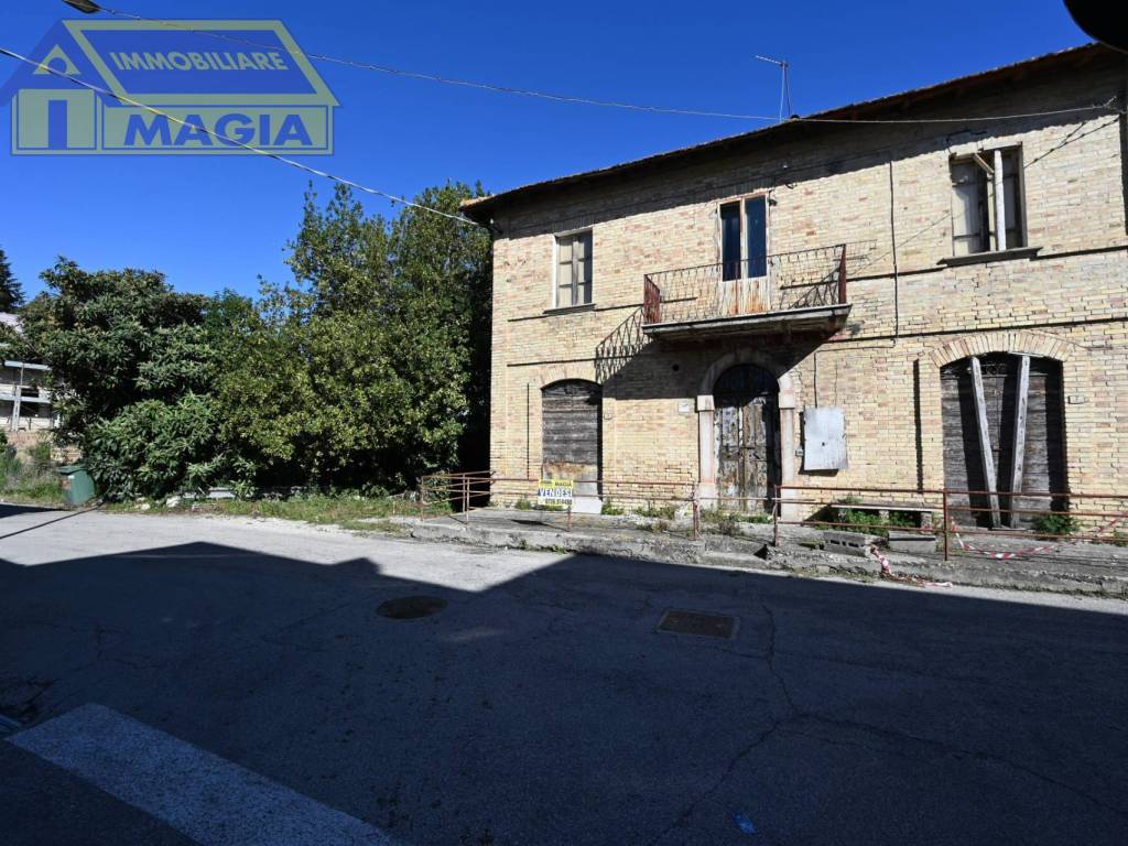 Casa indipendente a Castel di lama in Via Salaria - Foto 3