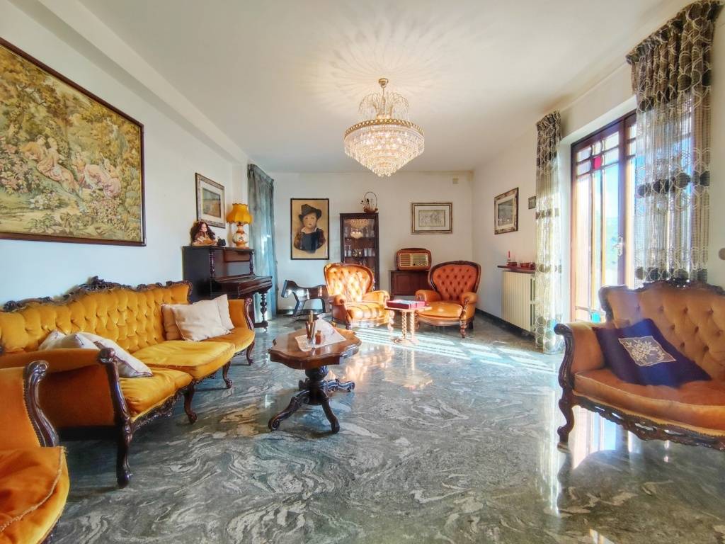 Villa a Avezzano in Via Sandro Pertini - Foto 2