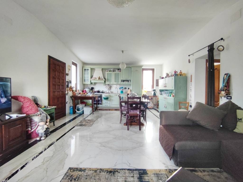 Villa a Avezzano in Via Sandro Pertini - Foto 4