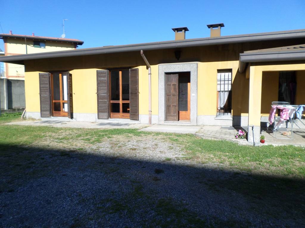 Villa a Seveso in Via Cacciatori delle Alpi - Foto 2