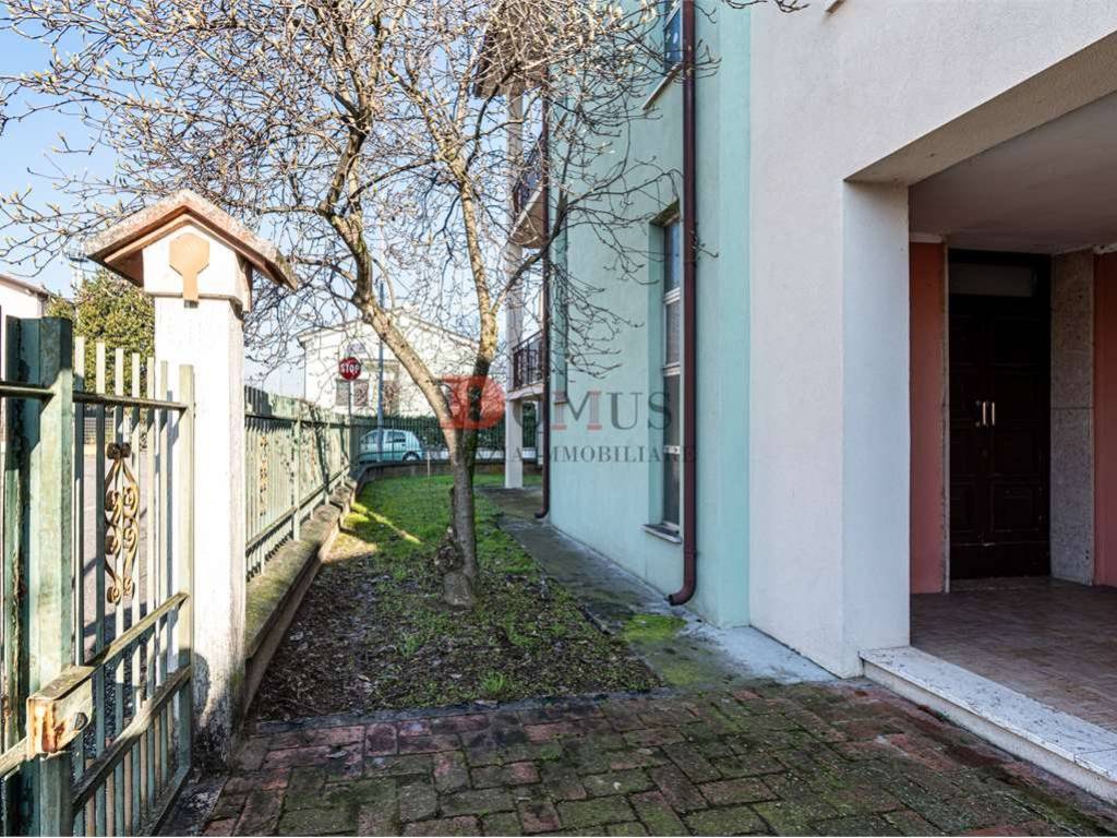 Villa a Mantova in Via Asola, 2 - Foto 4