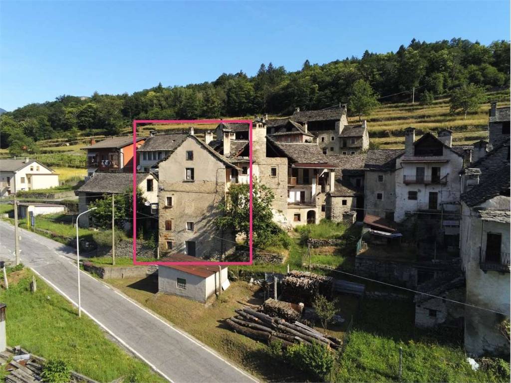 Casa indipendente a Montecrestese in Frazione Naviledo, 9 - Foto 3