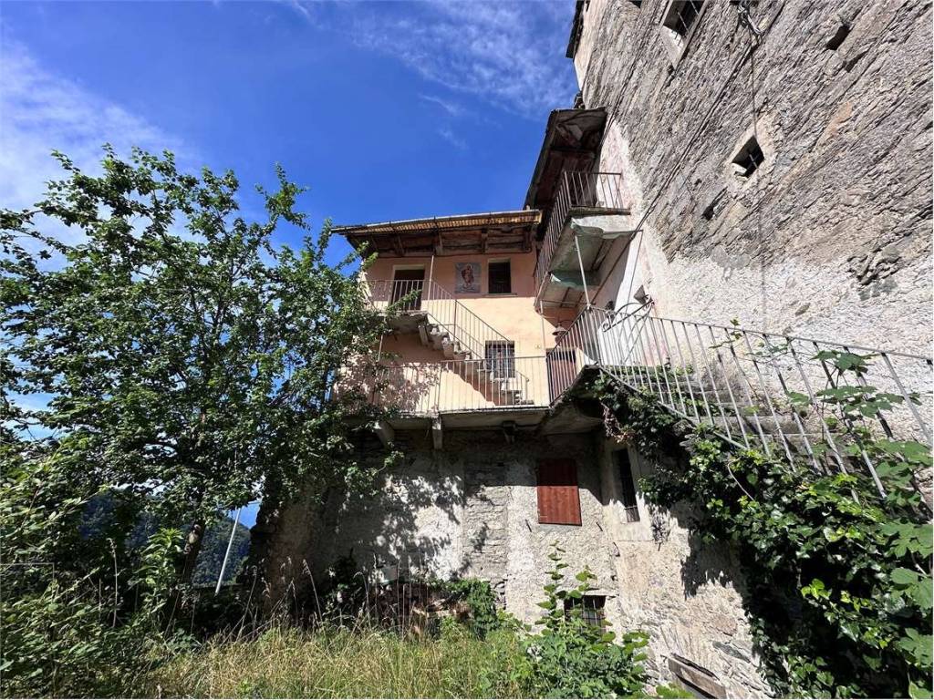 Casa indipendente a Montecrestese in Frazione Naviledo, 9 - Foto 5