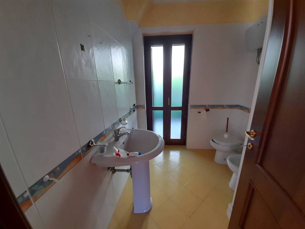 Appartamento a Montenero di bisaccia in Zona Costa Verde - Foto 3