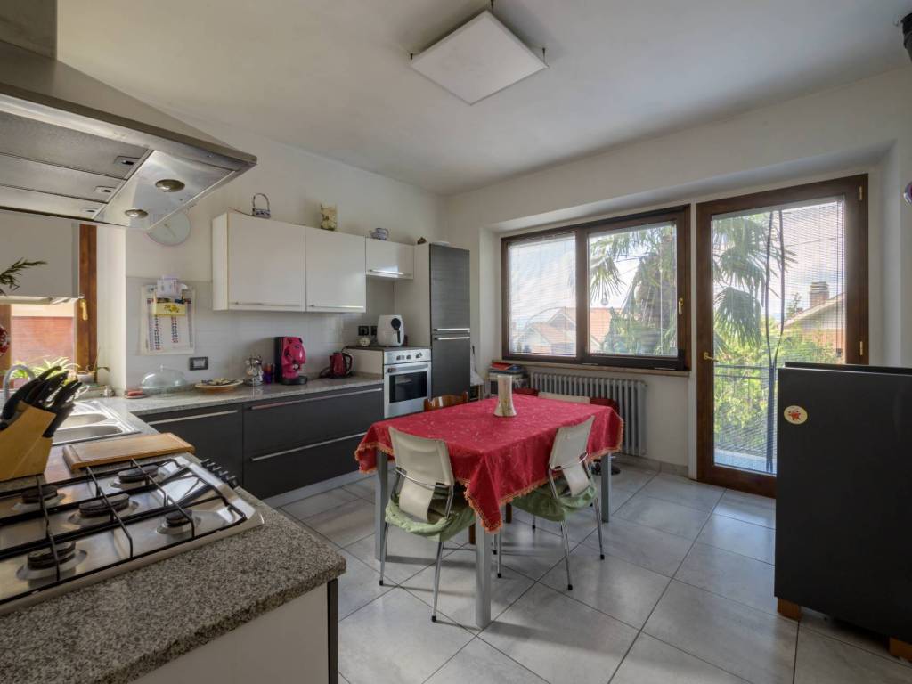 Casa indipendente a Gubbio in Via Cervini - Foto 4