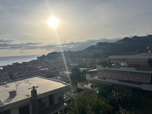 Appartamento a Ventimiglia in Via degli Ulivi - Foto 2