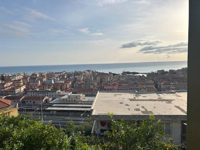 Appartamento a Ventimiglia in Via degli Ulivi - Foto 3
