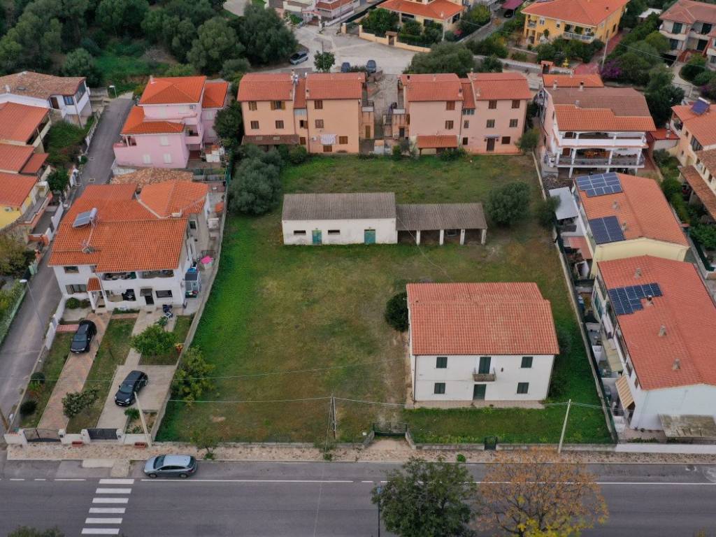 Terreno a Posada in Via Antonio Pigliaru, 30 - Foto 2