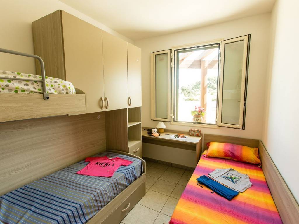 Villa a Racale in Via Ortles S.N.C. - Foto 4