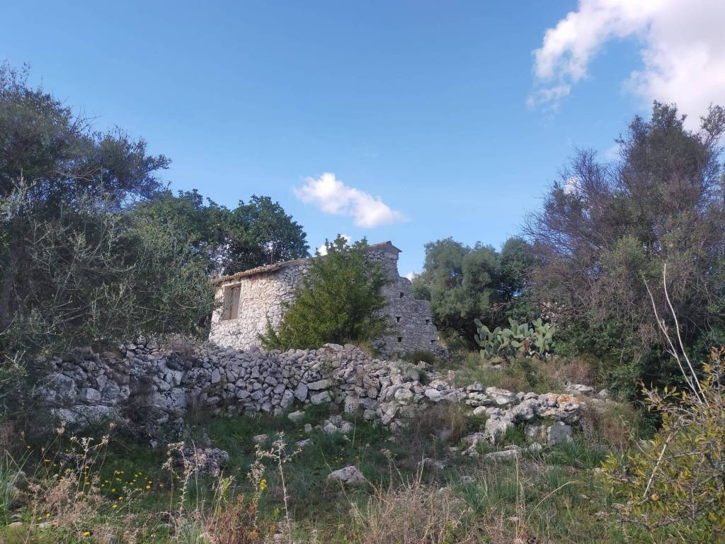 Terreno a Priolo gargallo in Via Monti Climiti - Foto 2
