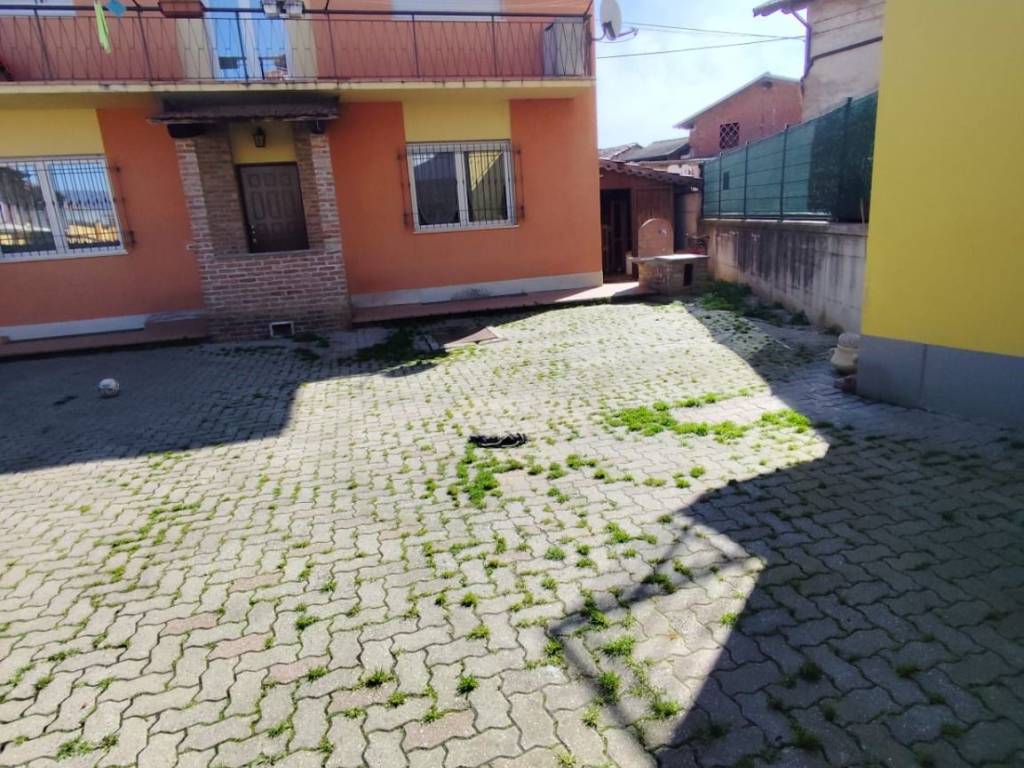 Villa a Busca in Frazione San Barnaba - Foto 2