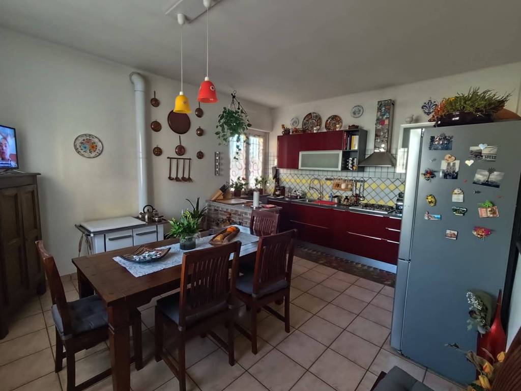 Villa a Busca in Frazione San Barnaba - Foto 4