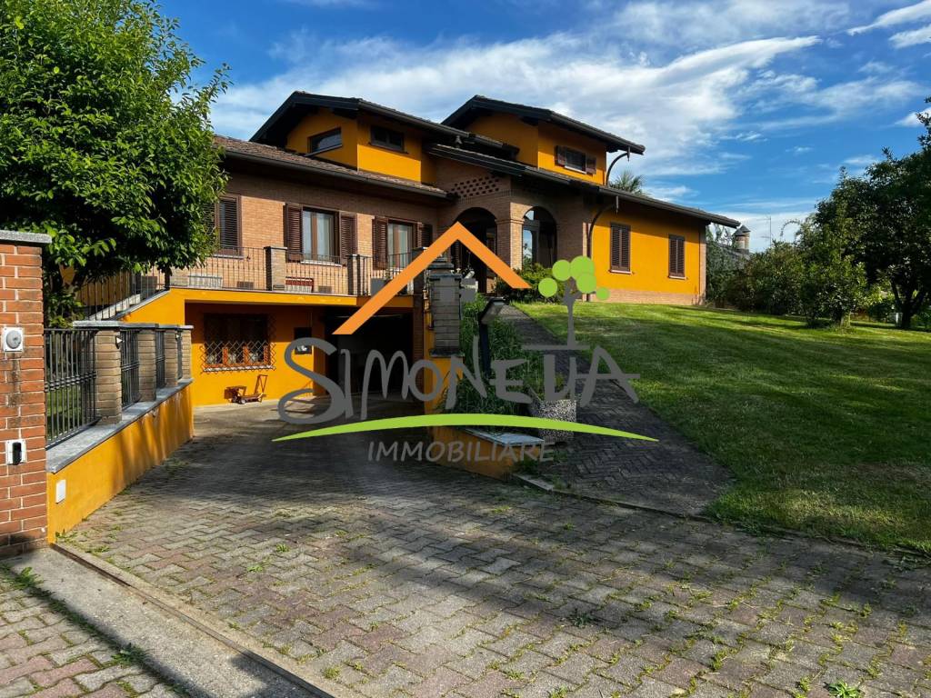 Villa a Oleggio - Foto 3