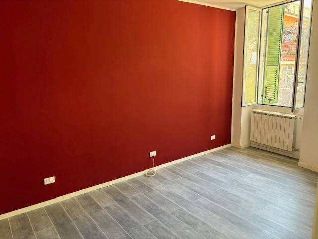 Appartamento a Ventimiglia in Via Cristoforo Colombo, 8 - Foto 2