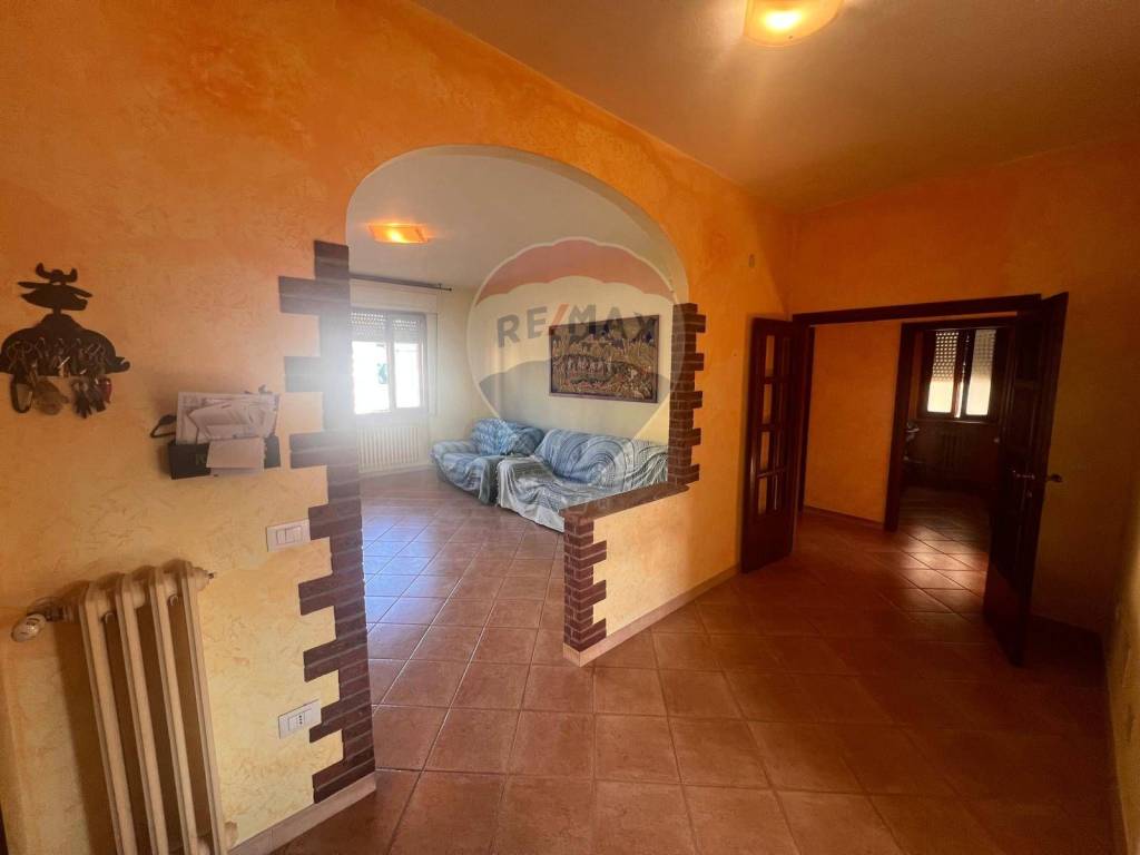 Appartamento a Castagneto carducci in Via Aurelia - Foto 3