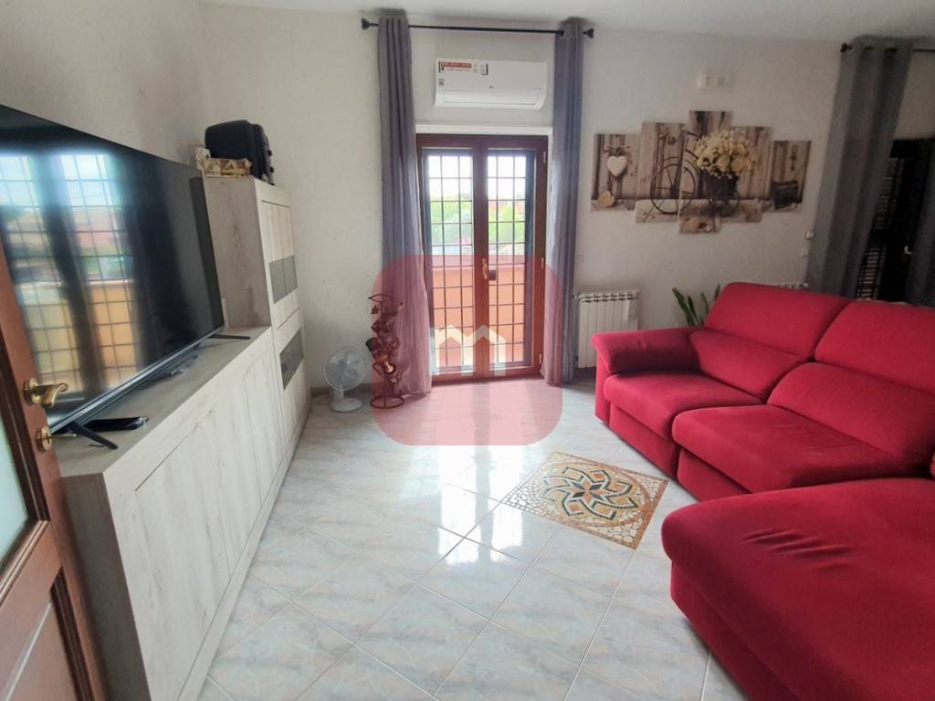 Appartamento a Aprilia in Via delle Orchidee - Foto 3