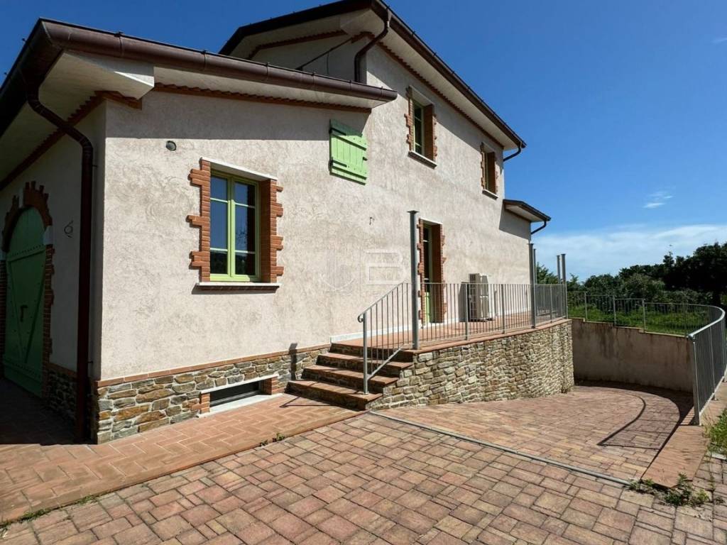 Villa a Pietrasanta in Via delle Mimose - Foto 3