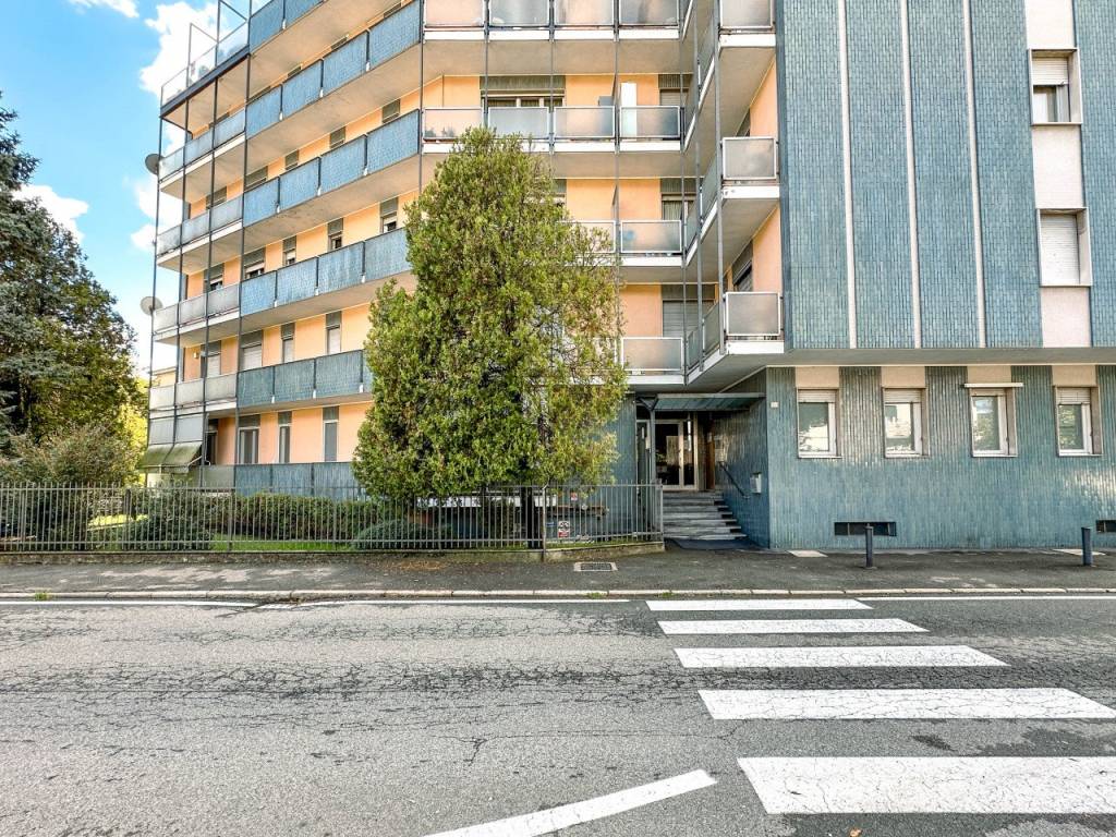 Appartamento a Borgosesia in Via 25 Aprile 1 - Foto 2