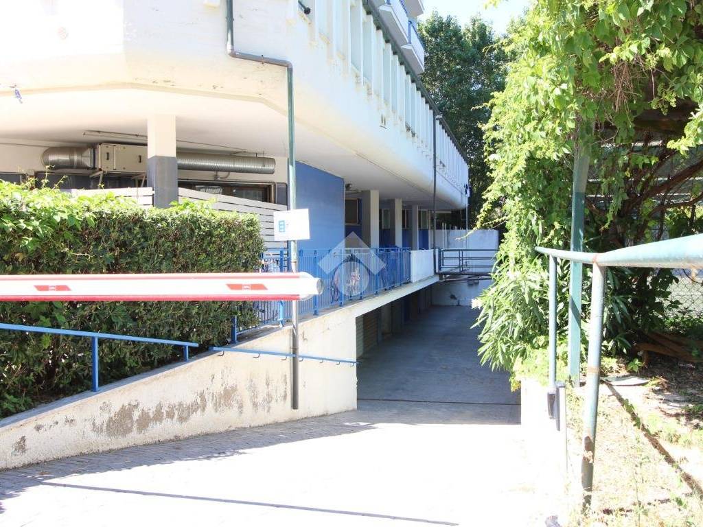 Box / garage a San benedetto del tronto in Via dei mille, 127 - Foto 3