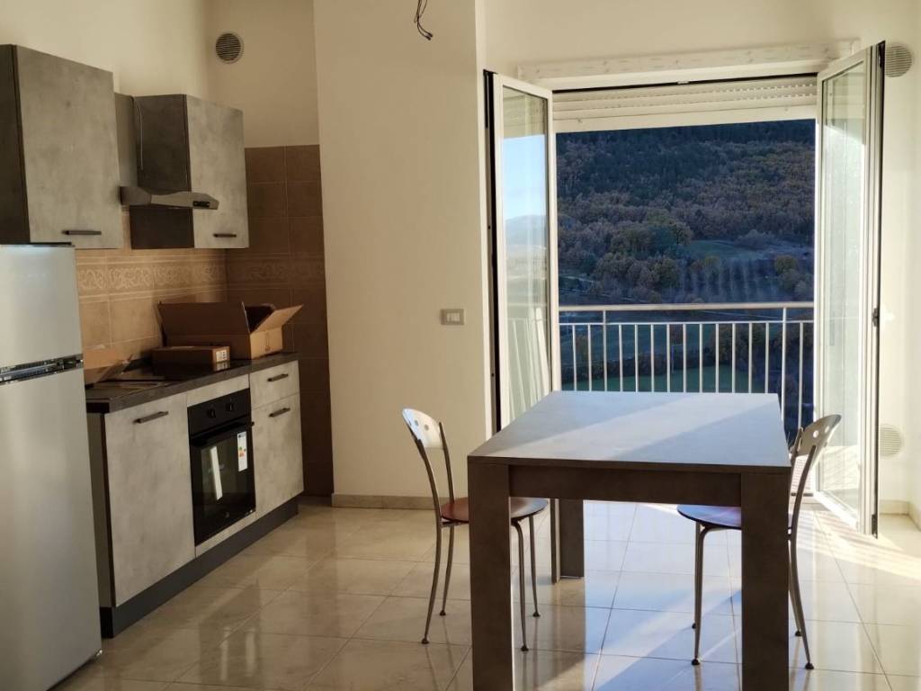 Appartamento a L'aquila in Via Luigi Sturzo - Foto 2