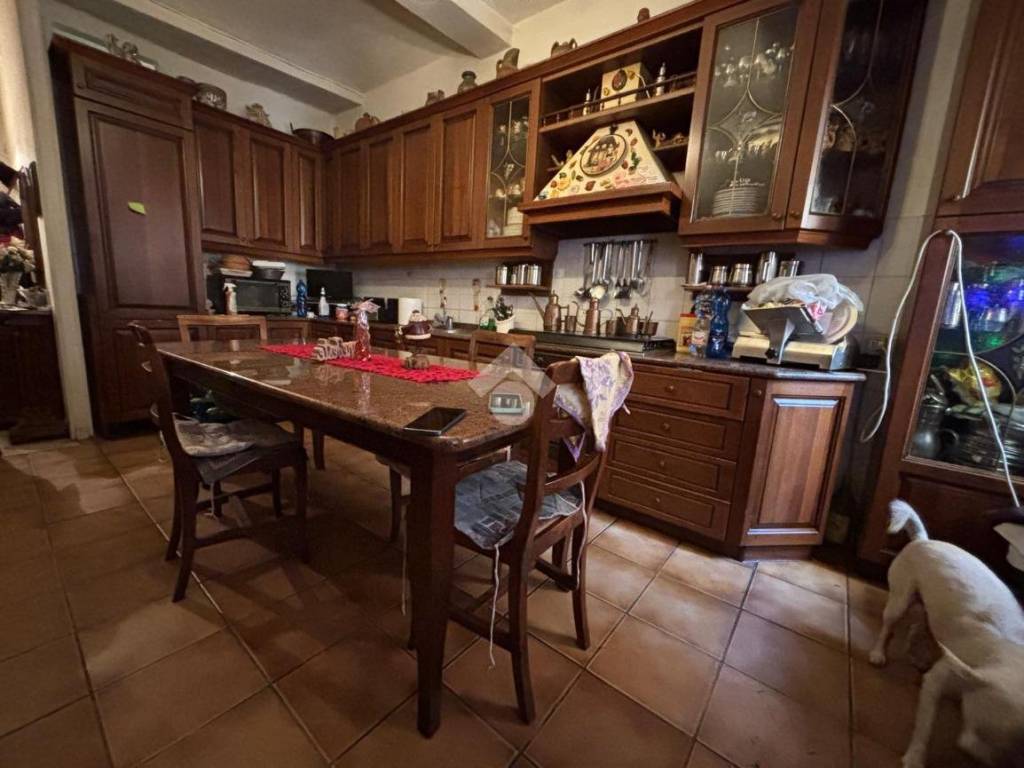 Appartamento a Modena in Via Tre Re, 20 - Foto 5