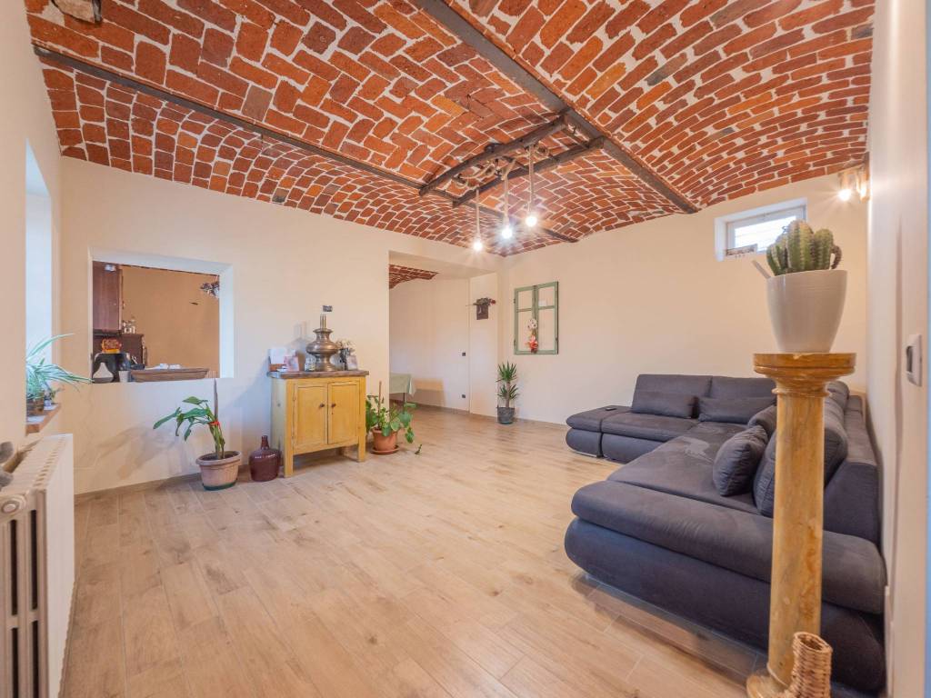 Rustico / casale a Asti in Frazione Revignano - Foto 2