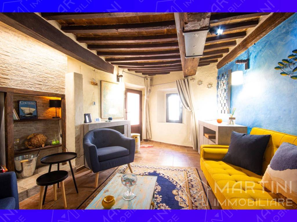 Appartamento a Massa marittima in Piazza Spartaco Lolini - Foto 2
