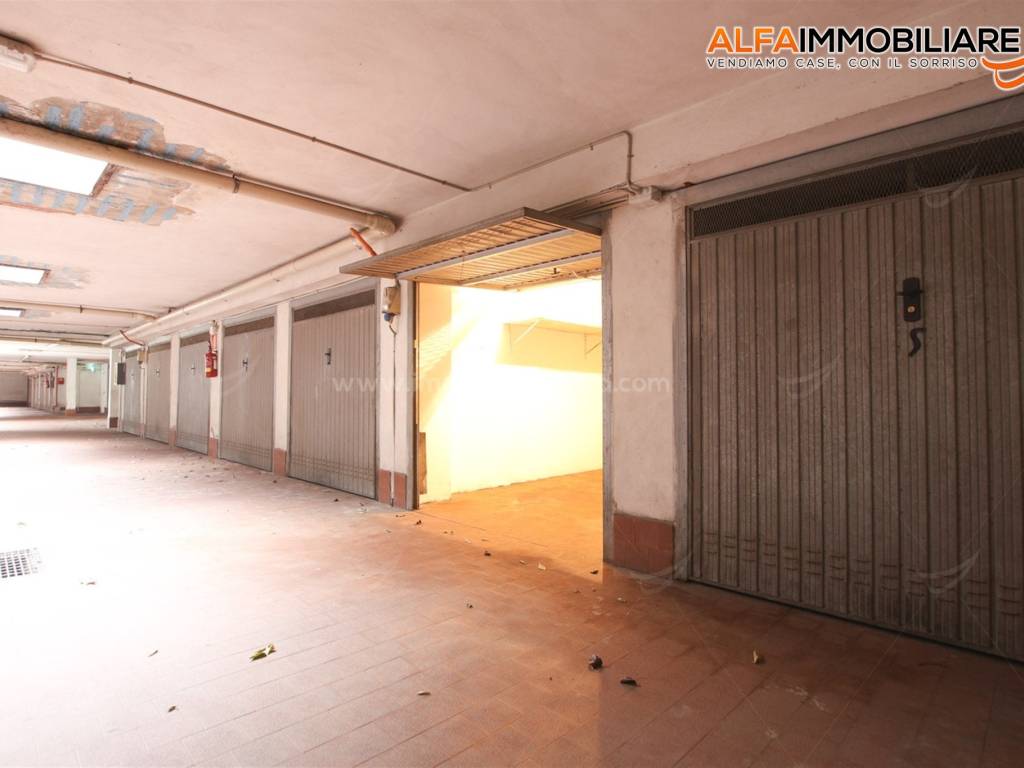 Box / garage a Novara in Via Socrate, 3 - Foto 5