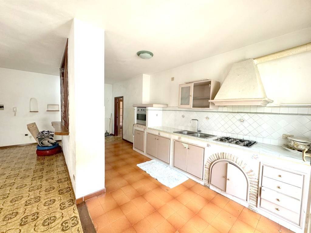 Appartamento a Orbetello in Via Don Minzoni - Foto 2