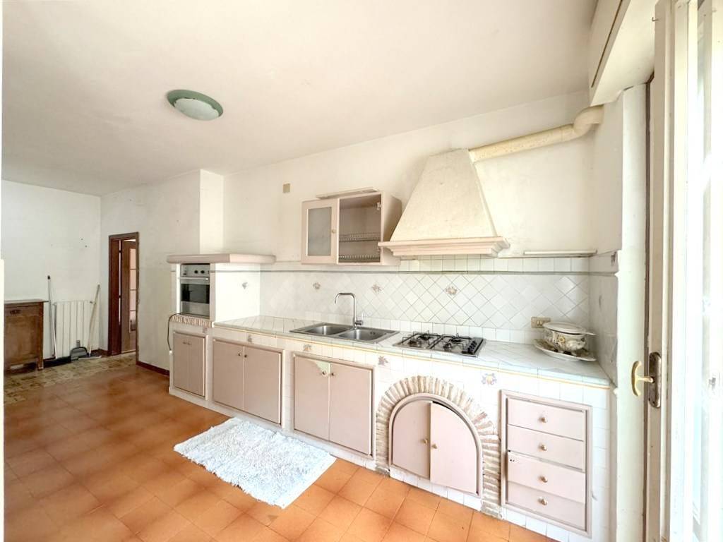 Appartamento a Orbetello in Via Don Minzoni - Foto 3