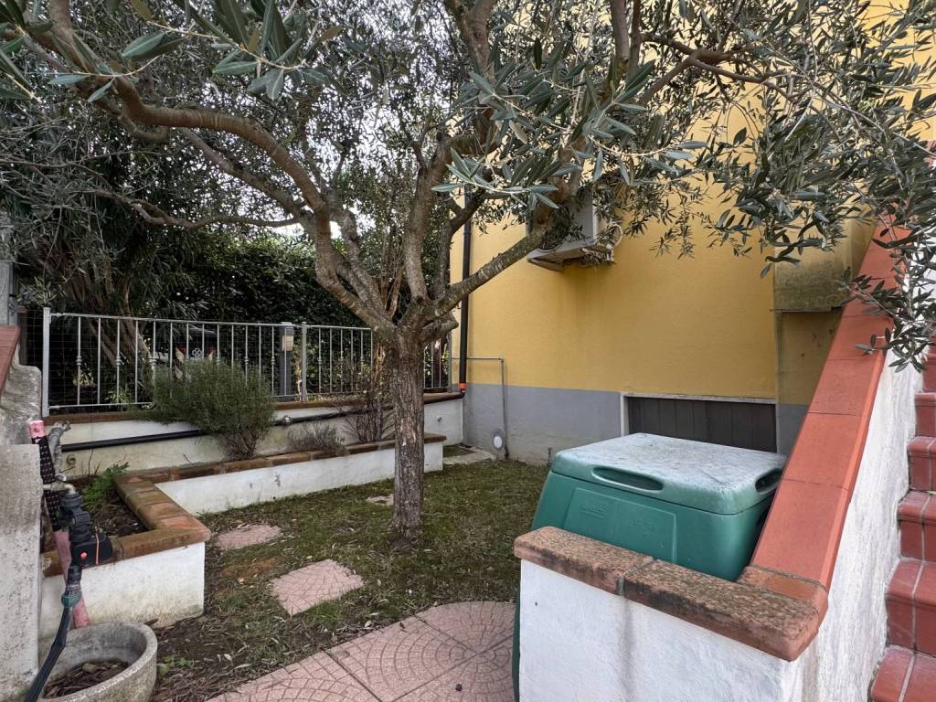 Casa indipendente a Vaiano in Via della Quercia - Foto 4
