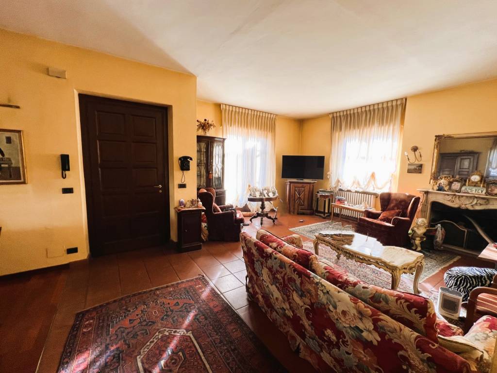 Villa a Bra in Strada Montenero, 39 - Foto 3