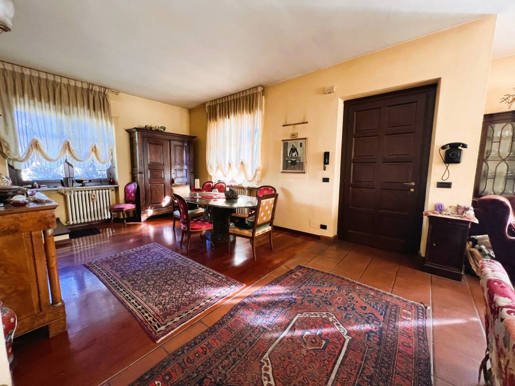 Villa a Bra in Strada Montenero, 39 - Foto 4