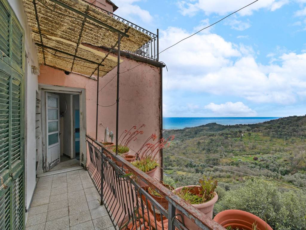 Casa indipendente a Cipressa in Via Scuole Dolmeta - Foto 2