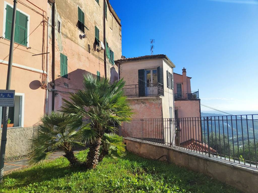 Casa indipendente a Cipressa in Via Scuole Dolmeta - Foto 3
