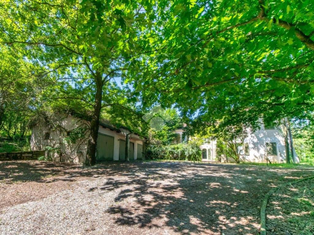 Casa indipendente a Casale monferrato in Via Salita Sant'Anna, 133 - Foto 2