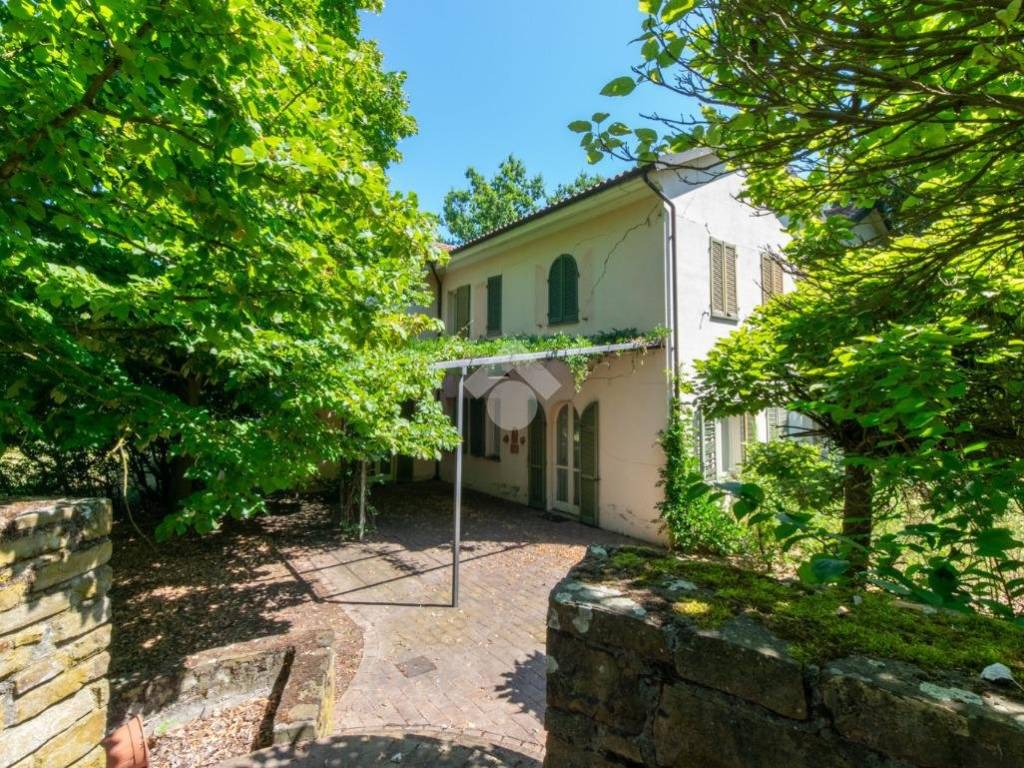 Casa indipendente a Casale monferrato in Via Salita Sant'Anna, 133 - Foto 4