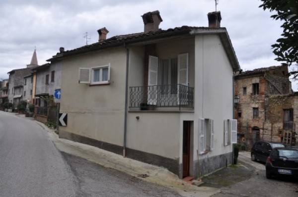Villa a Comunanza in Via Ghezzi , 46 - Foto 2