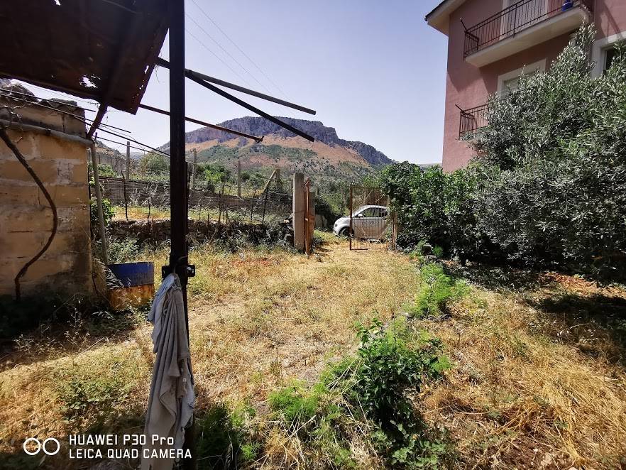 Terreno a Cinisi in Via San Pietro - Foto 3