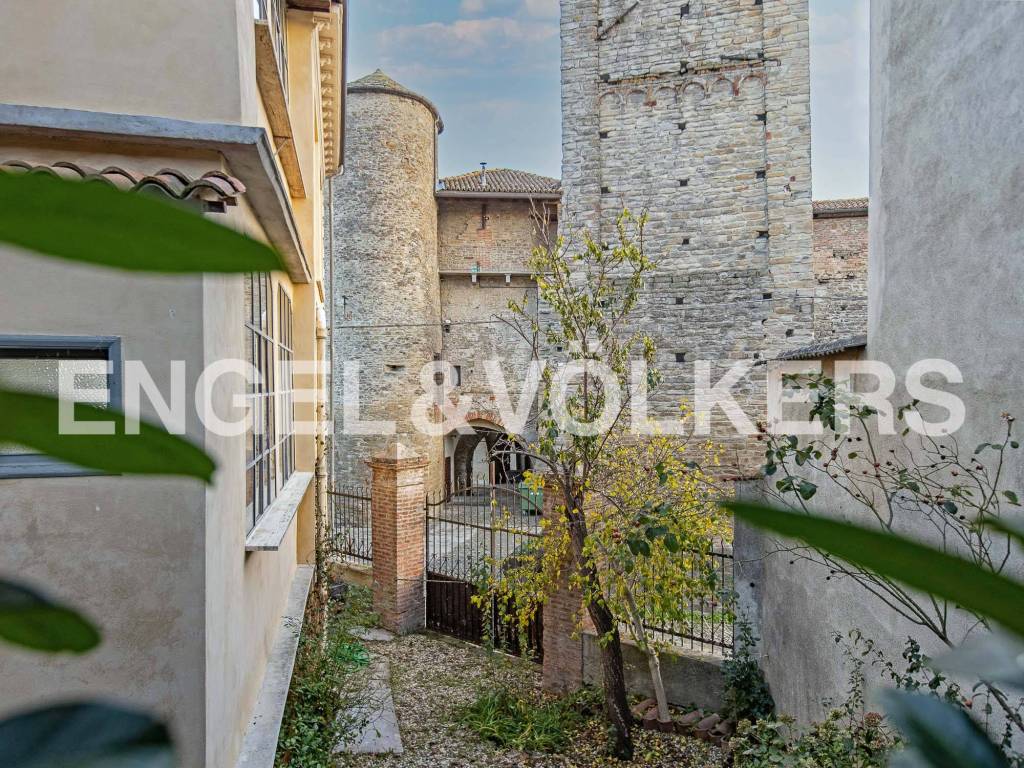 Villa a Monastero bormida in Piazza Castello, 3 - Foto 2