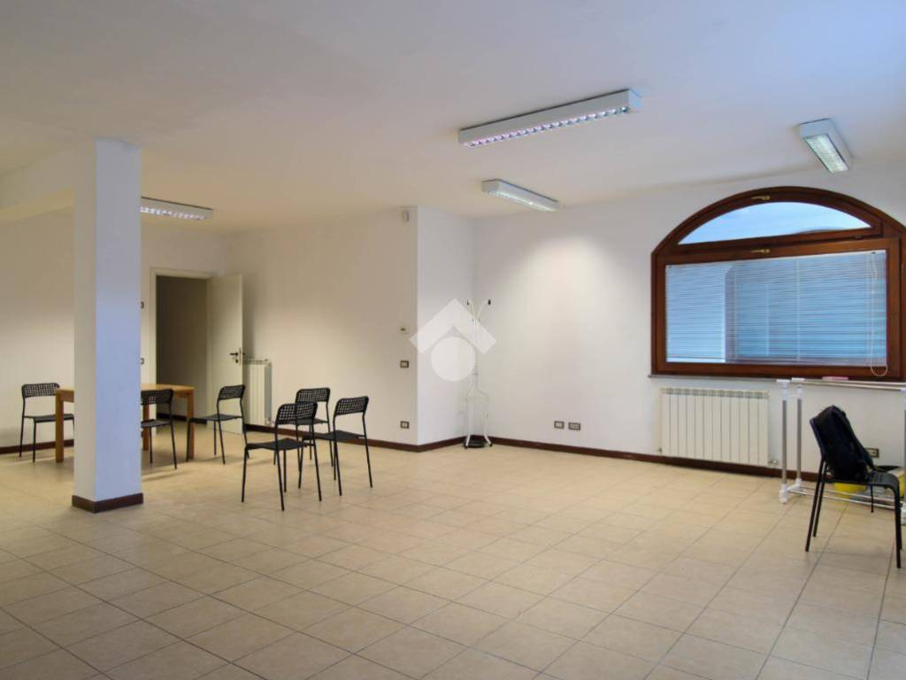 Immobile a Valmadrera in Via Bovara - Foto 3