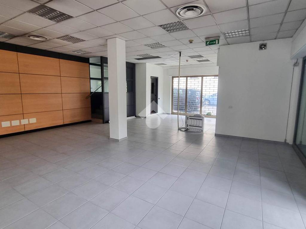 Immobile a Cassago brianza in PIAZZA DUCA UBERTO VISCONTI DI MODRONE, 18 - Foto 5