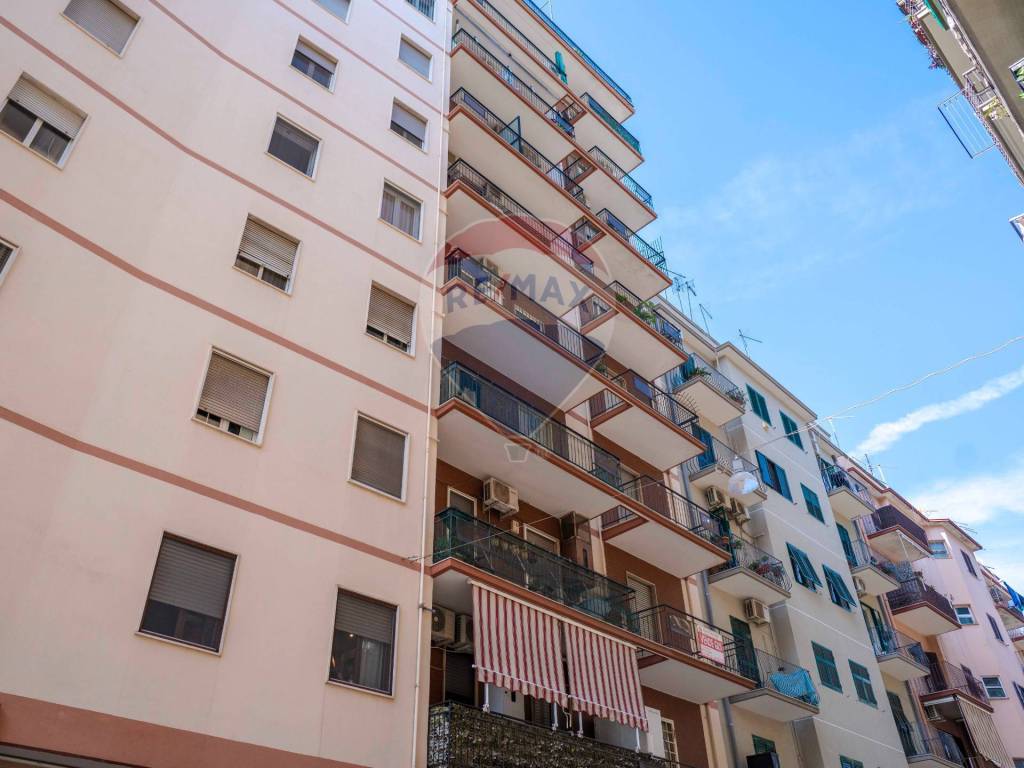 Appartamento a Taranto in Via Marco Pacuvio, 16 - Foto 2