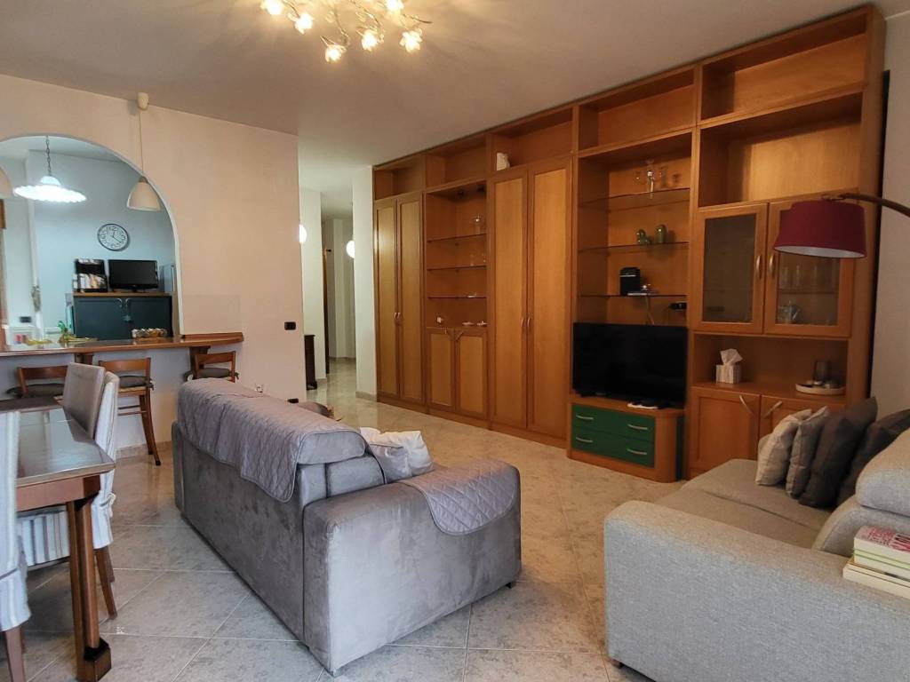 Appartamento a Montalto uffugo in Via Fratelli Bandiera - Foto 2