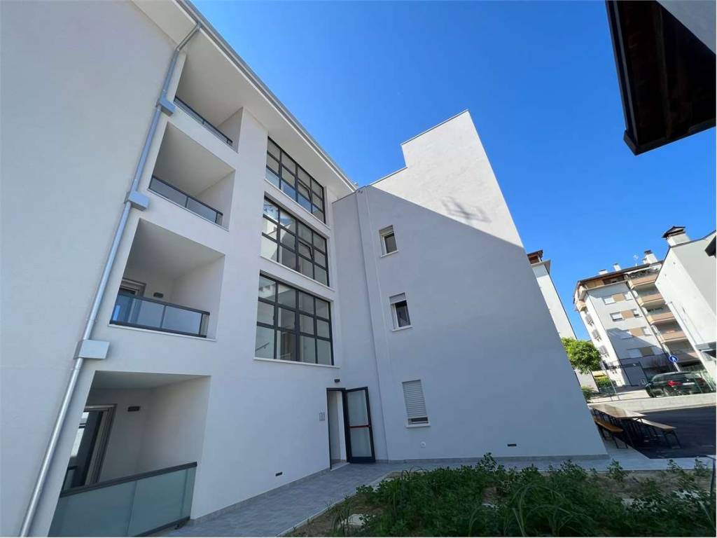 Appartamento a Pordenone in Via Candiani - Foto 5
