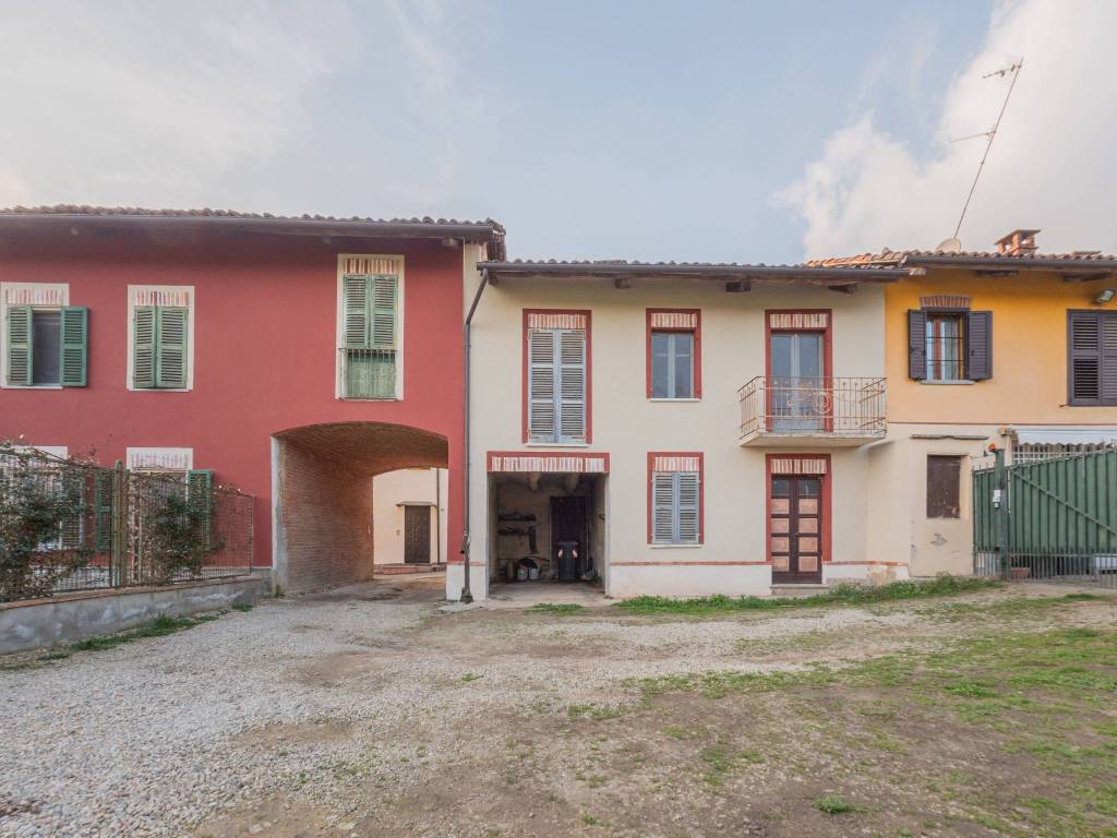 Casa indipendente a Asti in Frazione Revignano - Foto 2