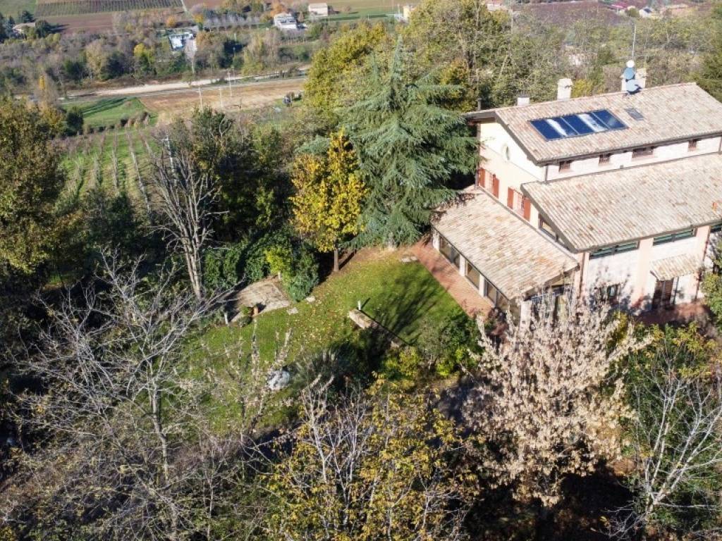 Villa a Castelvetro di modena in Via Sinistra Guerro - Foto 2