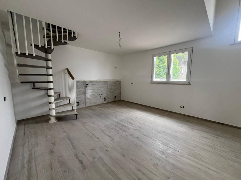 Villa a Aprilia in Via Giove - Foto 4