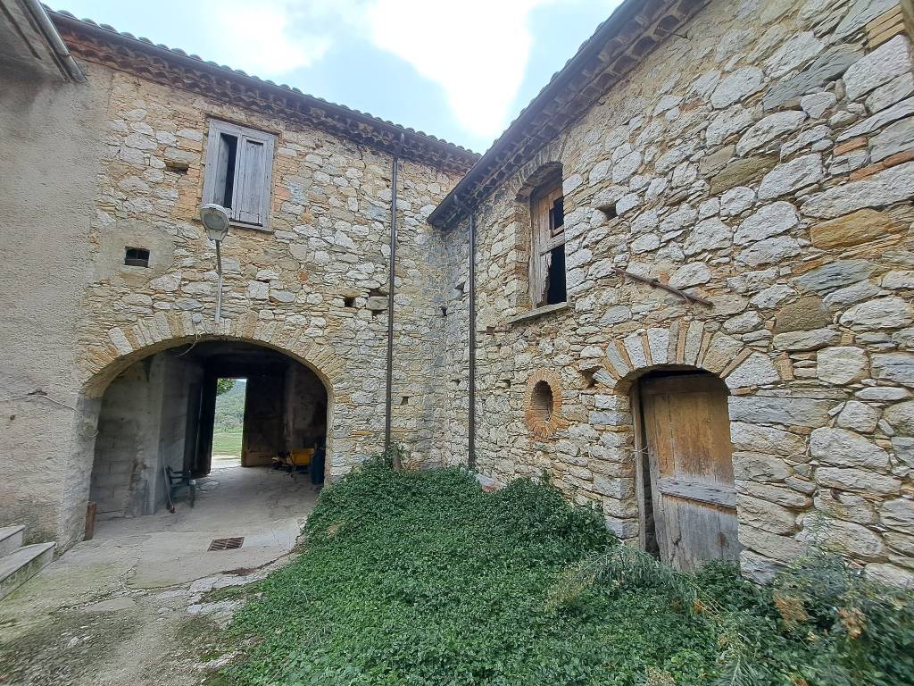 Rustico / casale a Macchiagodena in Contrada San Vito - Foto 5